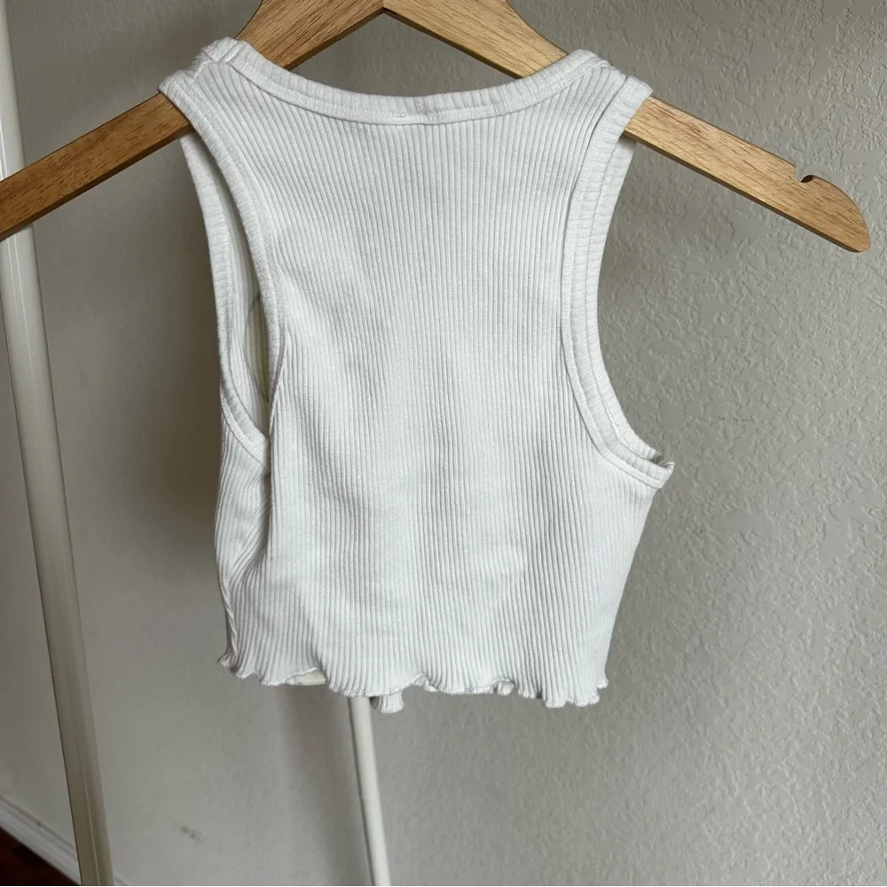 Smiley Tank - Picture 3 of 3